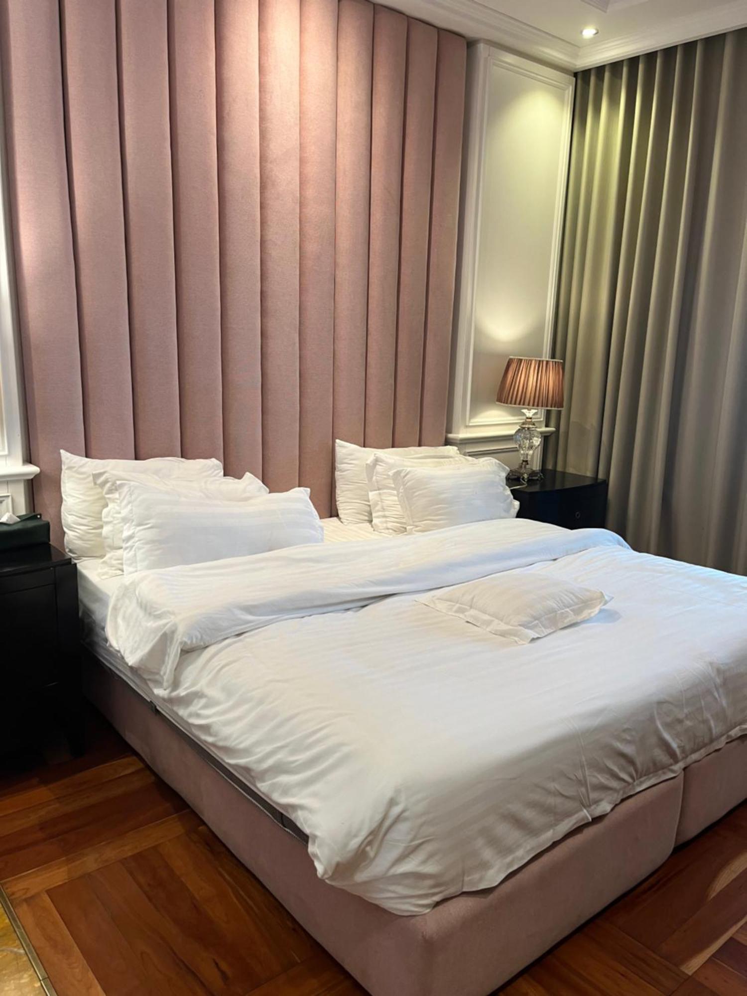 باأطلالة بحرية برج الجوهره داماك Damac Aljawharah Tower