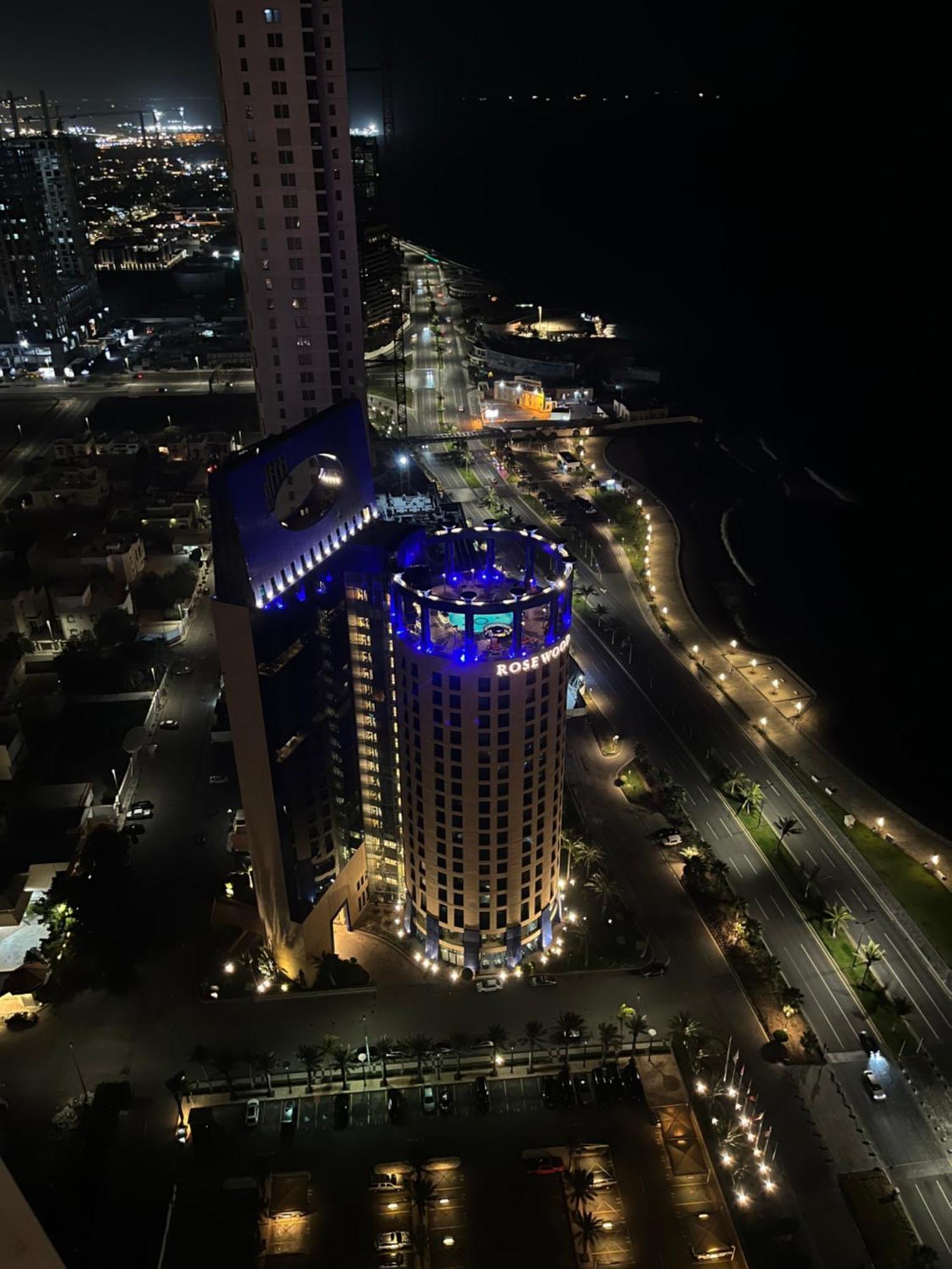باأطلالة بحرية برج الجوهره داماك Damac Aljawharah Tower Apartment