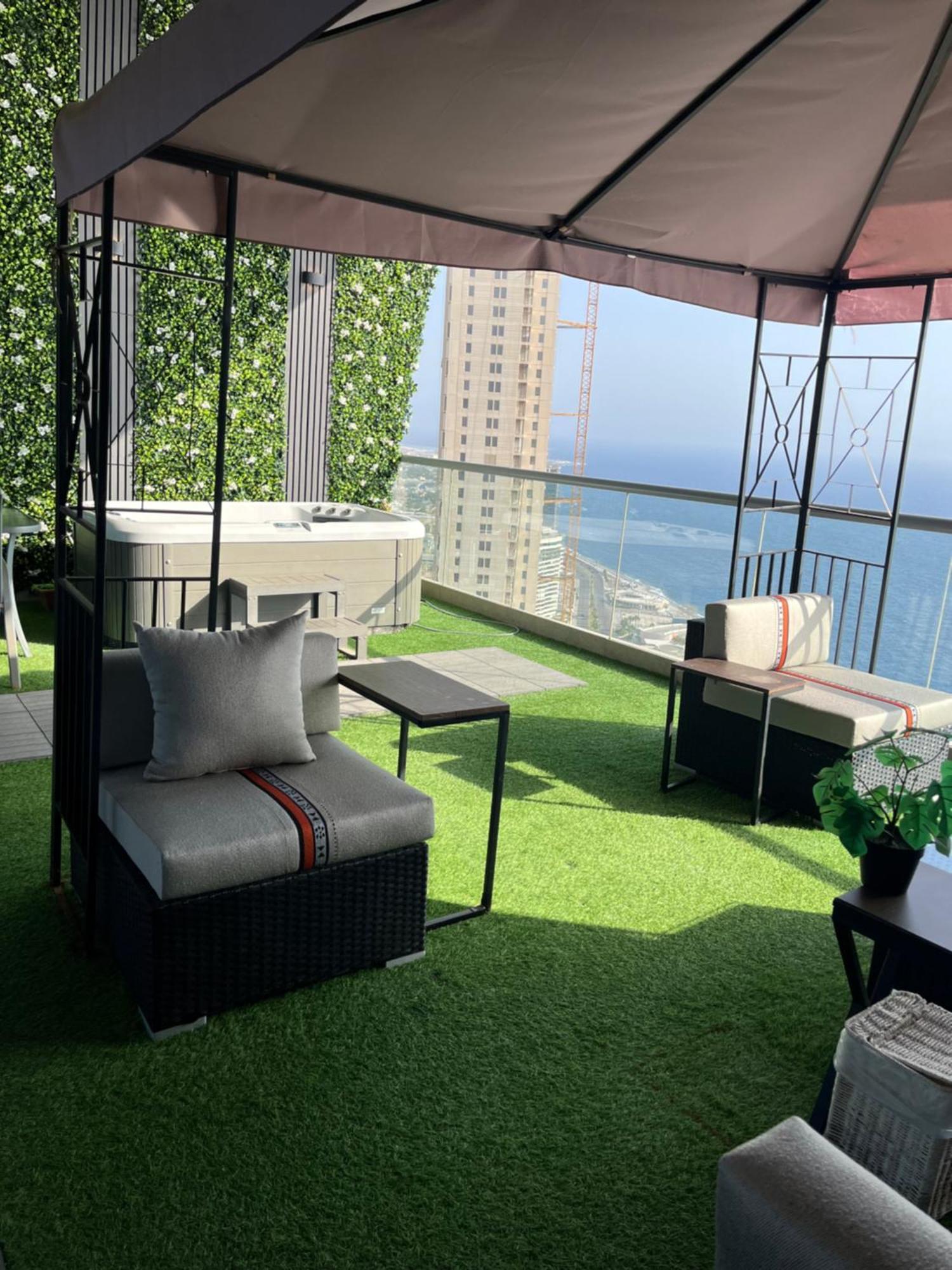 باأطلالة بحرية برج الجوهره داماك Damac Aljawharah Tower